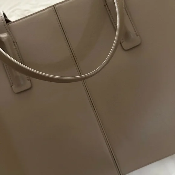 Freja Paloma Tote - Taupe - Picture 9 of 9